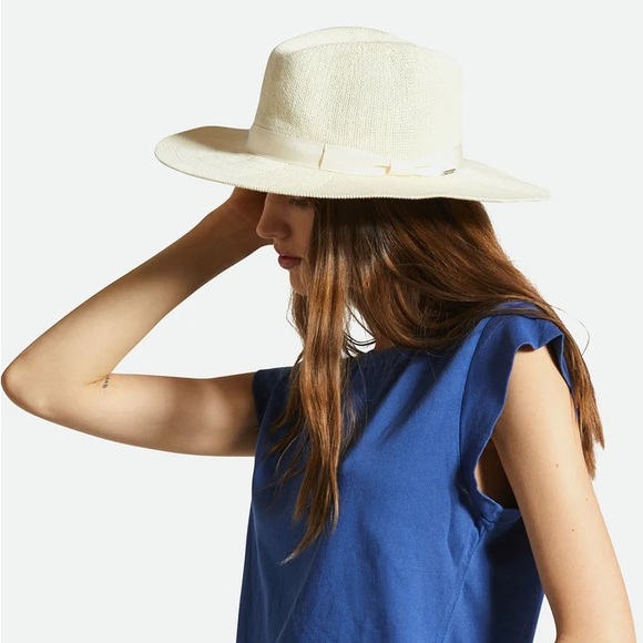 Cream Wide-Brim Hat

Lyons Packable Hat in Natural
BRIXTON
Color: Natural - Picture 2 of 2